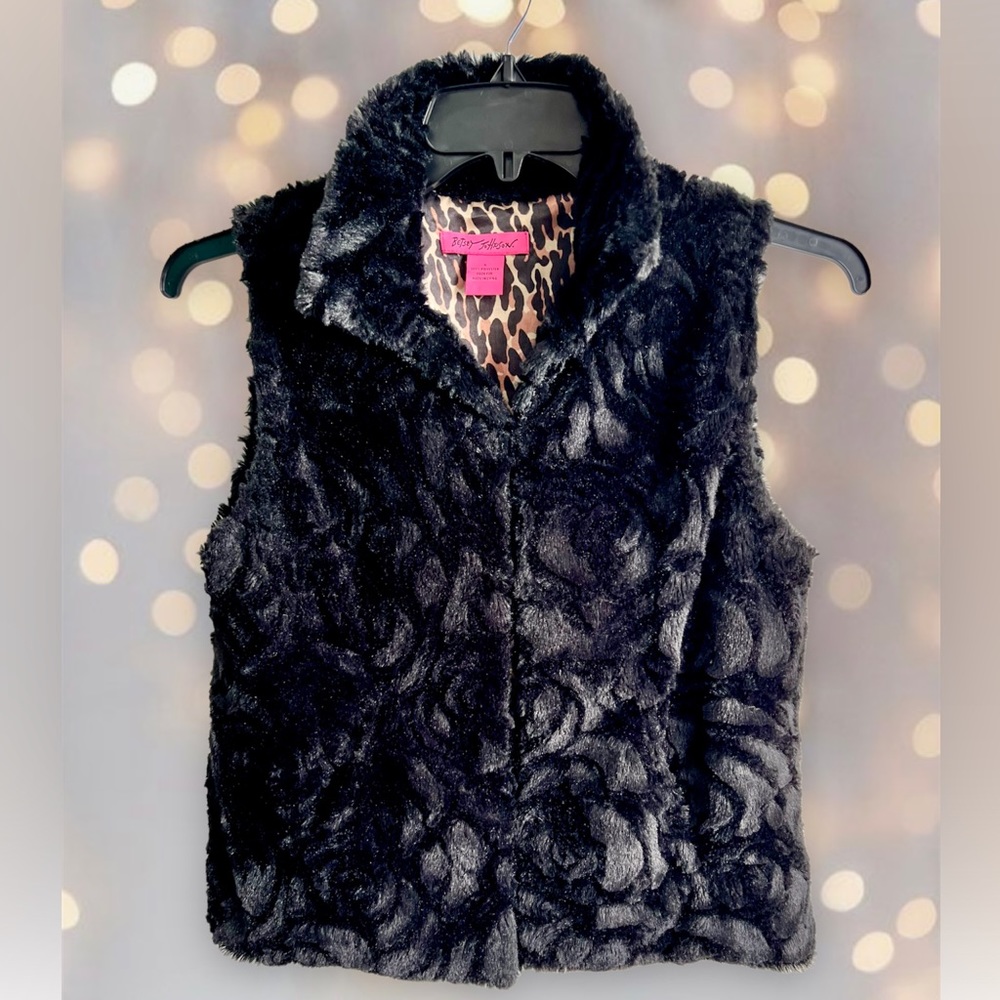 BETSEY JOHNSON Women Size S Black Faux Fur Vest
